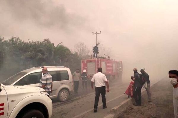 وقوع آتش‌سوزی جنگلی در مناطق جنوبی ترکیه