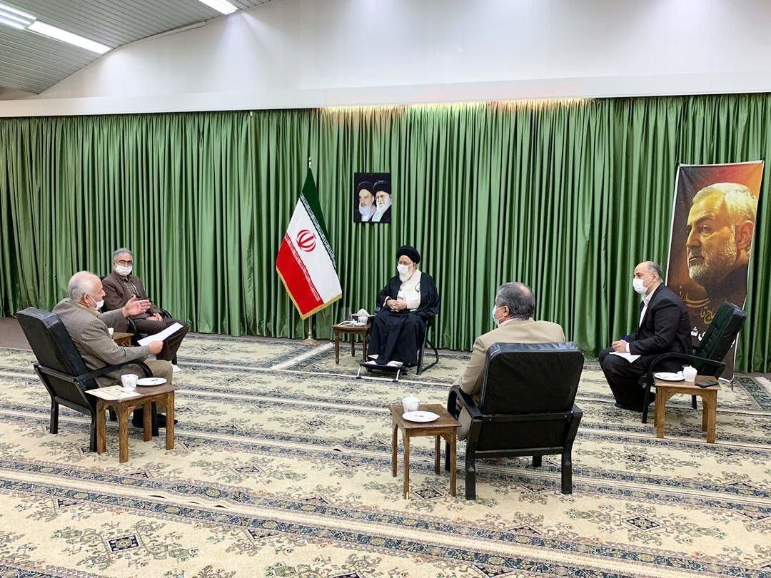 برای تسهیل در فعالیت‌های کادر درمان غربالگری را افزایش دهید/ مردم نباید نگران هزینه درمانی خود باشند