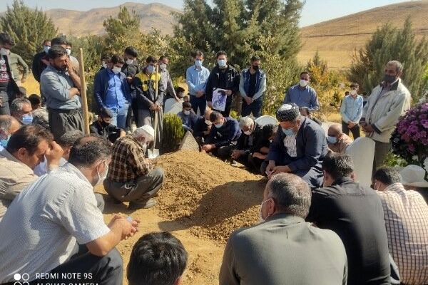 هنرمند نامدار کردستانی در آغوش خاک آرام گرفت