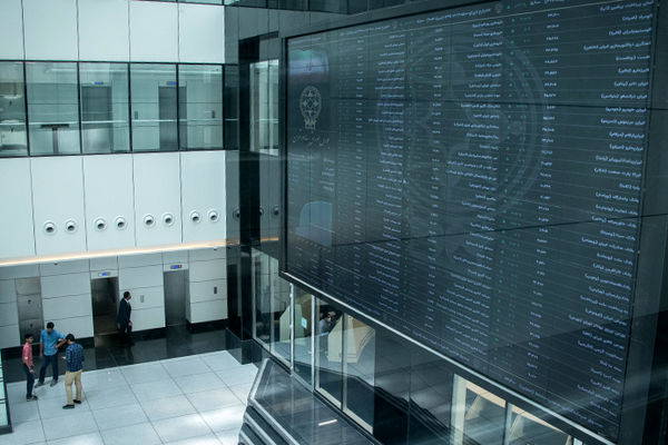 عقبگرد بورس در ۳۷ صنعت