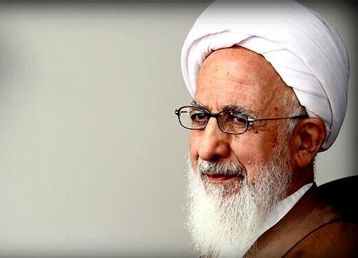 انتقادات صریح آیت الله جوادی آملی از توهین مکرون به پیامبر اسلام