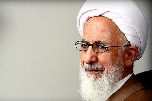 انتقادات صریح آیت الله جوادی آملی از توهین مکرون به پیامبر اسلام