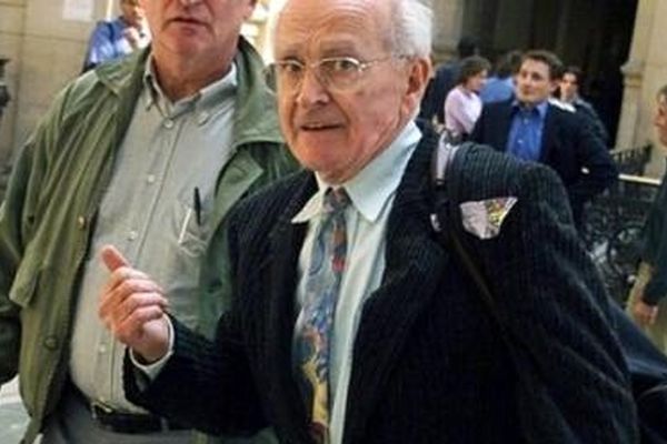 پروفسور رابرت فوریسون کیست و آزادی بیان غرب با او چه کرد/ نتیجه سوال درباره هولوکاست در فرانسه چنین است