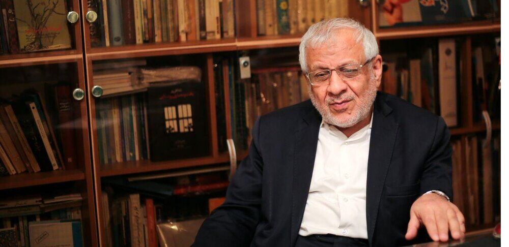 بادامچیان: حتی خود روحانی هم از رئیس جمهور شدنش پشیمان است/ حسن خمینی نامزد اصلاحات نخواهد شد/ احمدی نژاد می‌آ