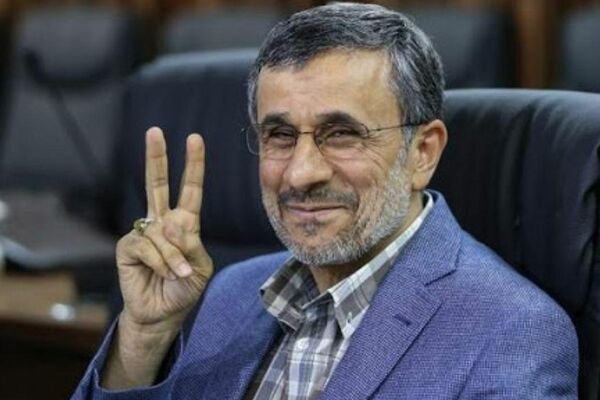 ورود احمدی نژاد به انتخابات