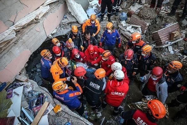 شمار قربانیان زلزله ترکیه به ۳۵ تن رسید