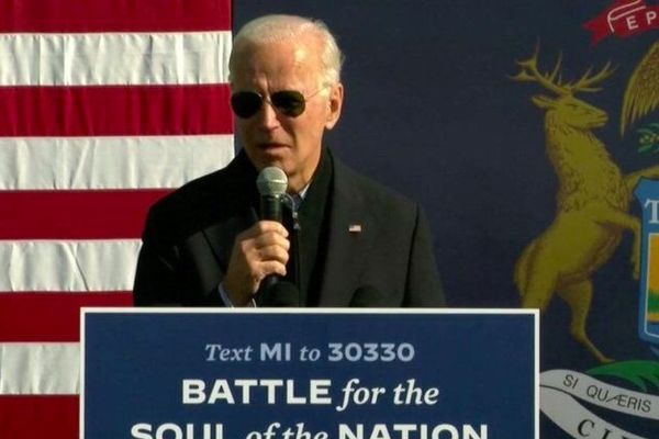 بایدن: وقت بازگشت ترامپ به خانه است