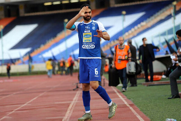 علی کریمی رسماً به القطر پیوست