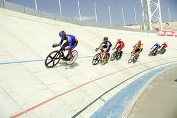 قهرمانی تیم نیشابور در مسابقات دوچرخه سواری