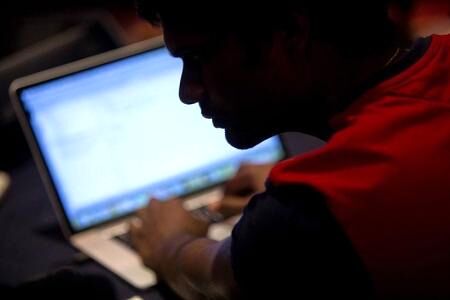 انتشار عکس‌های خصوصی دختر قبل از ازدواج/ مجرم: قبلا با او دوست بودم