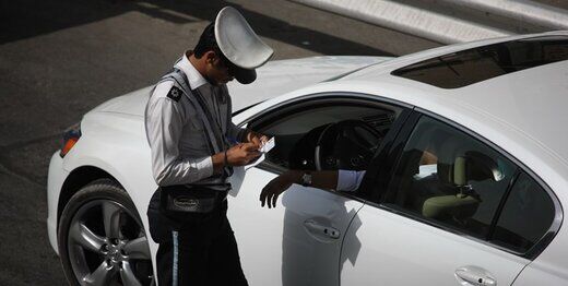 پلیس خودروهای غیربومی داخل شهر مشهد را جریمه می‌کند