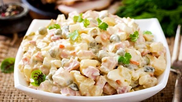 طرز تهیه سالاد کاب روسی