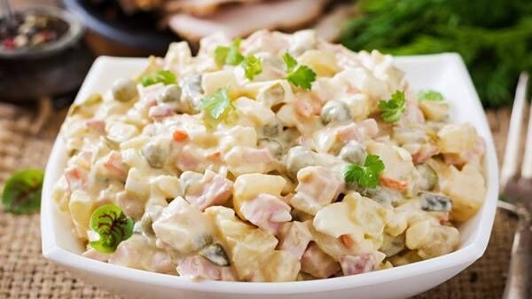 طرز تهیه سالاد کاب روسی