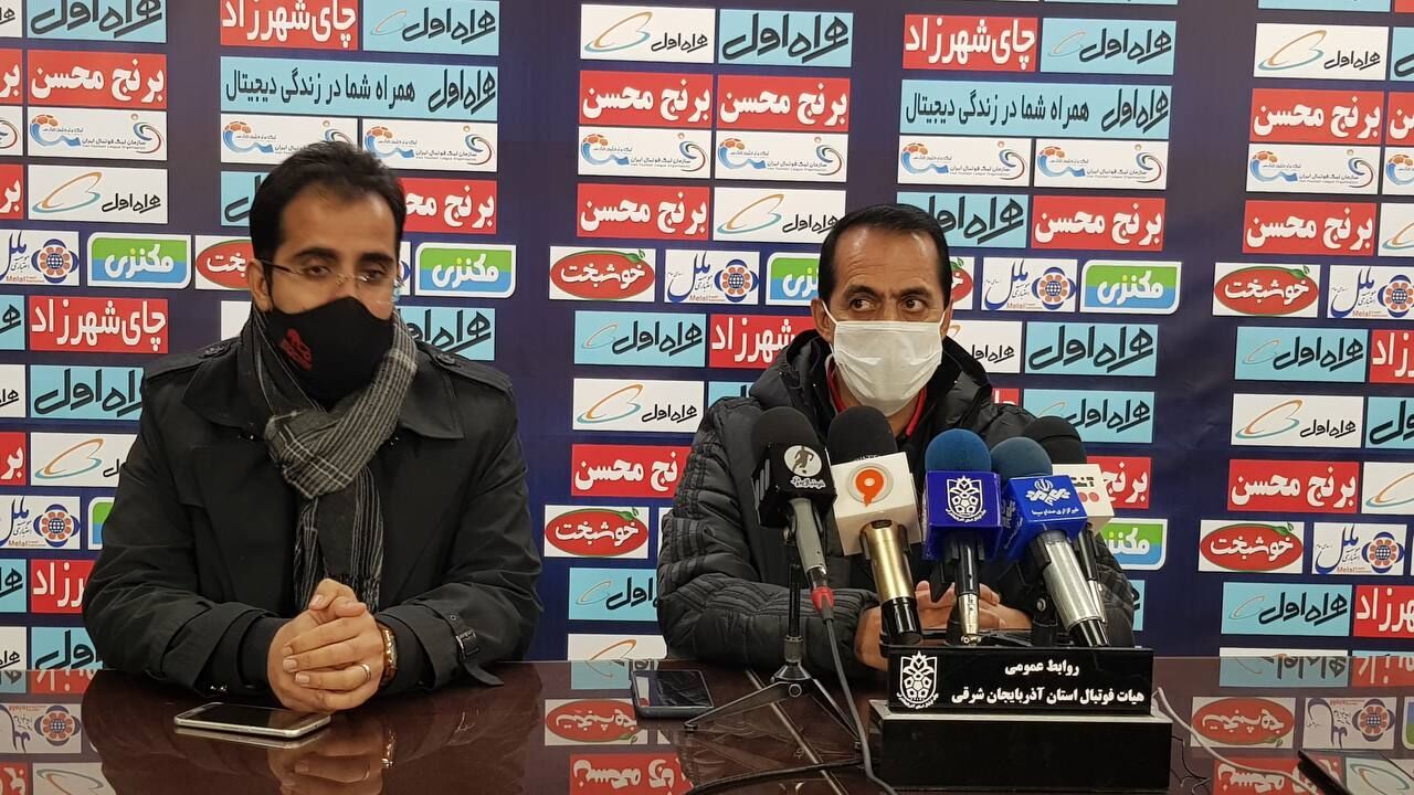 انتقاد مربی تراکتور از وقت کشی بازیکنان شهرخودرو