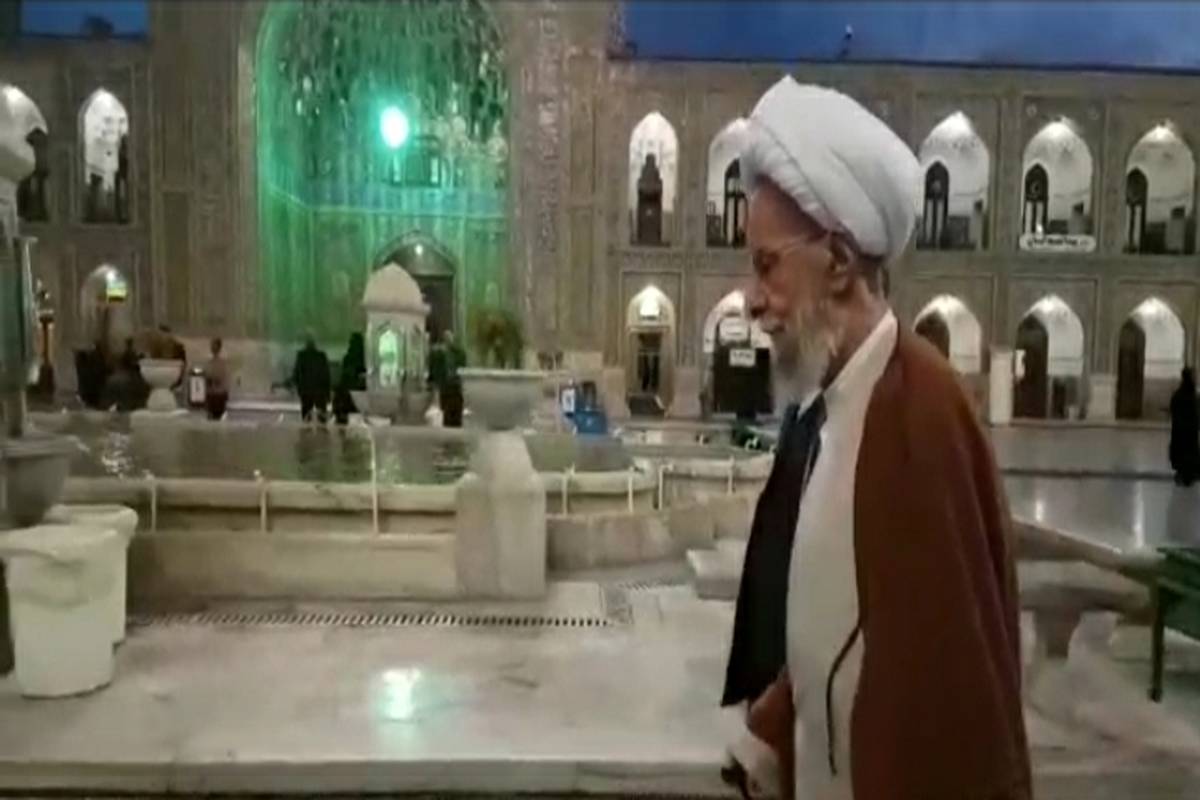 فیلم| گفتاری از مرحوم علامه مصباح یزدی در یکی از آخرین زیارتهایشان در حرم رضوی