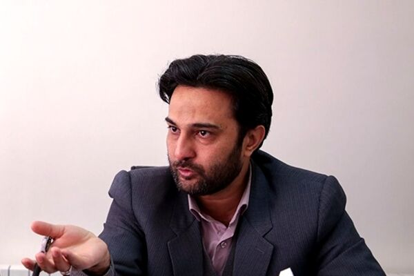 استبداد شکنِ استعمار ستیز