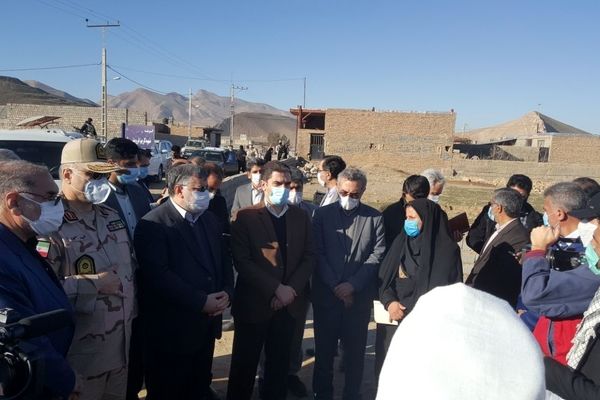 مصوبات بازدید استاندار از سرخس/ از تجهیز بیمارستان تا رفع مشکل اینترنت