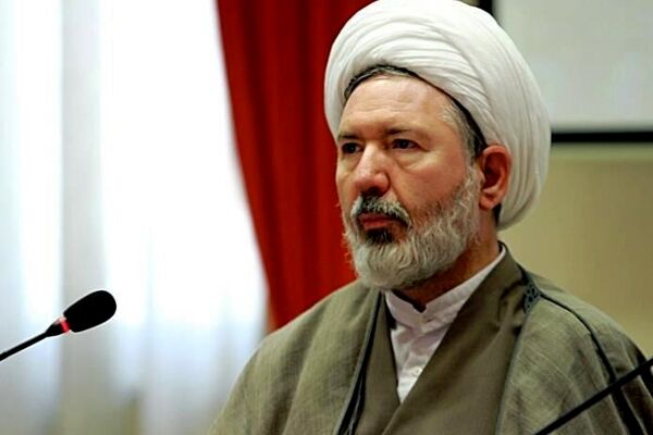قرار گرفتن اخلاق در کنار علم مشکلات جامعه را حل خواهد کرد