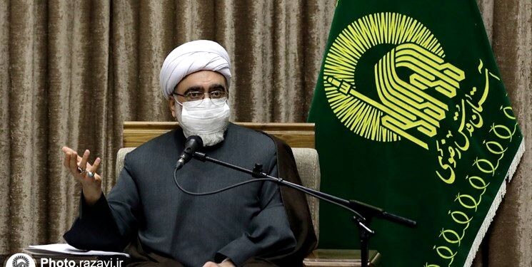 آستان قدس رضوی باید در مدیریت اسلامی و انقلابی الگو باشد