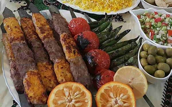 طرز تهیه کباب کوبیده دو رنگ خانگی