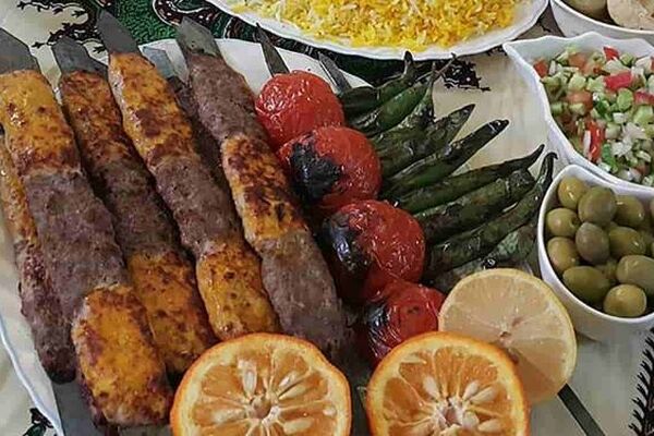 طرز تهیه کباب کوبیده دو رنگ خانگی