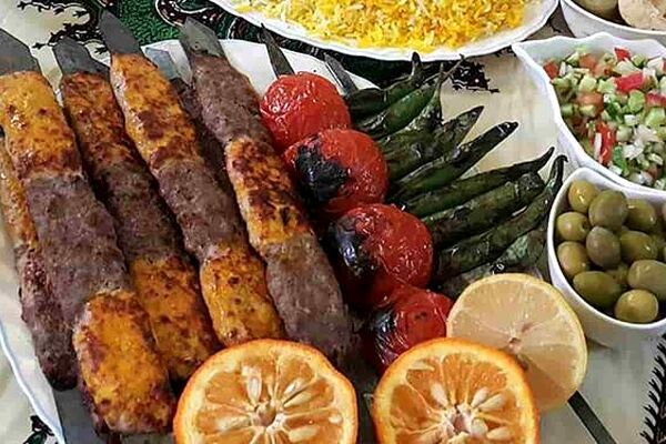 طرز تهیه کباب کوبیده دو رنگ خانگی