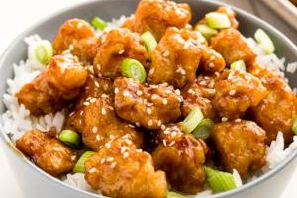 طرز تهیه خوراک مرغ چینی و سبزیجات به سبک چینی‌ها