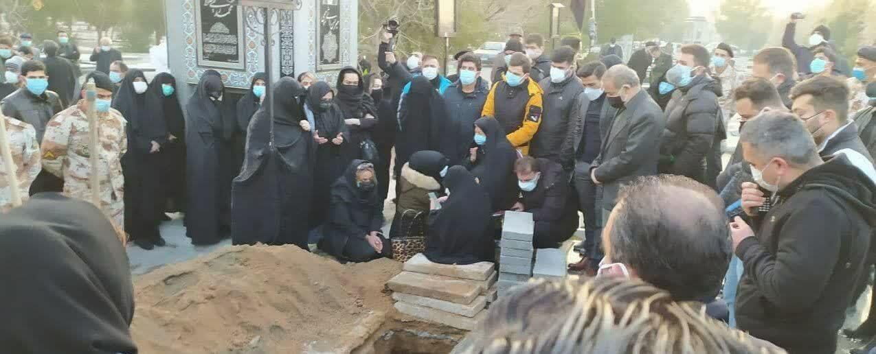 حال ناخوش مادر علی انصاریان