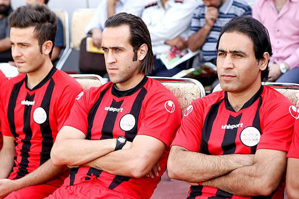 بیانیه مشترک علی کریمی و مهدوی کیا