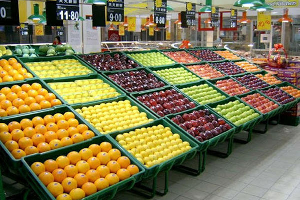 طرح تنظیم بازار شب عید، باعث افزایش قیمت میوه می‌شود