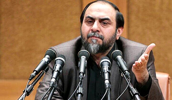 کسانی که سازش‌کاری می‌کنند یعنی روی حق ایستادگی نمی‌کنند