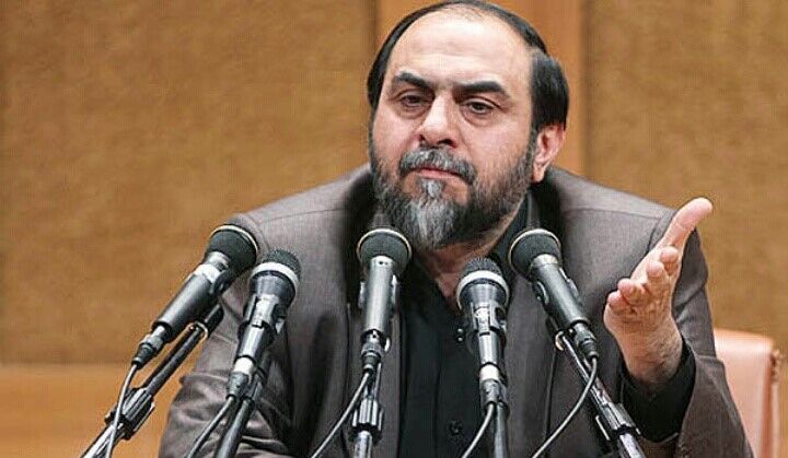 کسانی که سازش‌کاری می‌کنند یعنی روی حق ایستادگی نمی‌کنند