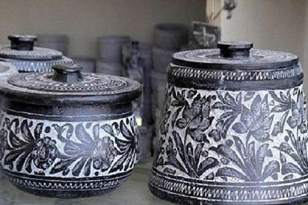 ایده مشبک سنگ‌های هرکاره را امام رضا(ع) در ذهن من انداختند