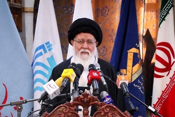 مشکلات کشور با توجه رهنمودهای رهبر انقلاب حل می‌شود