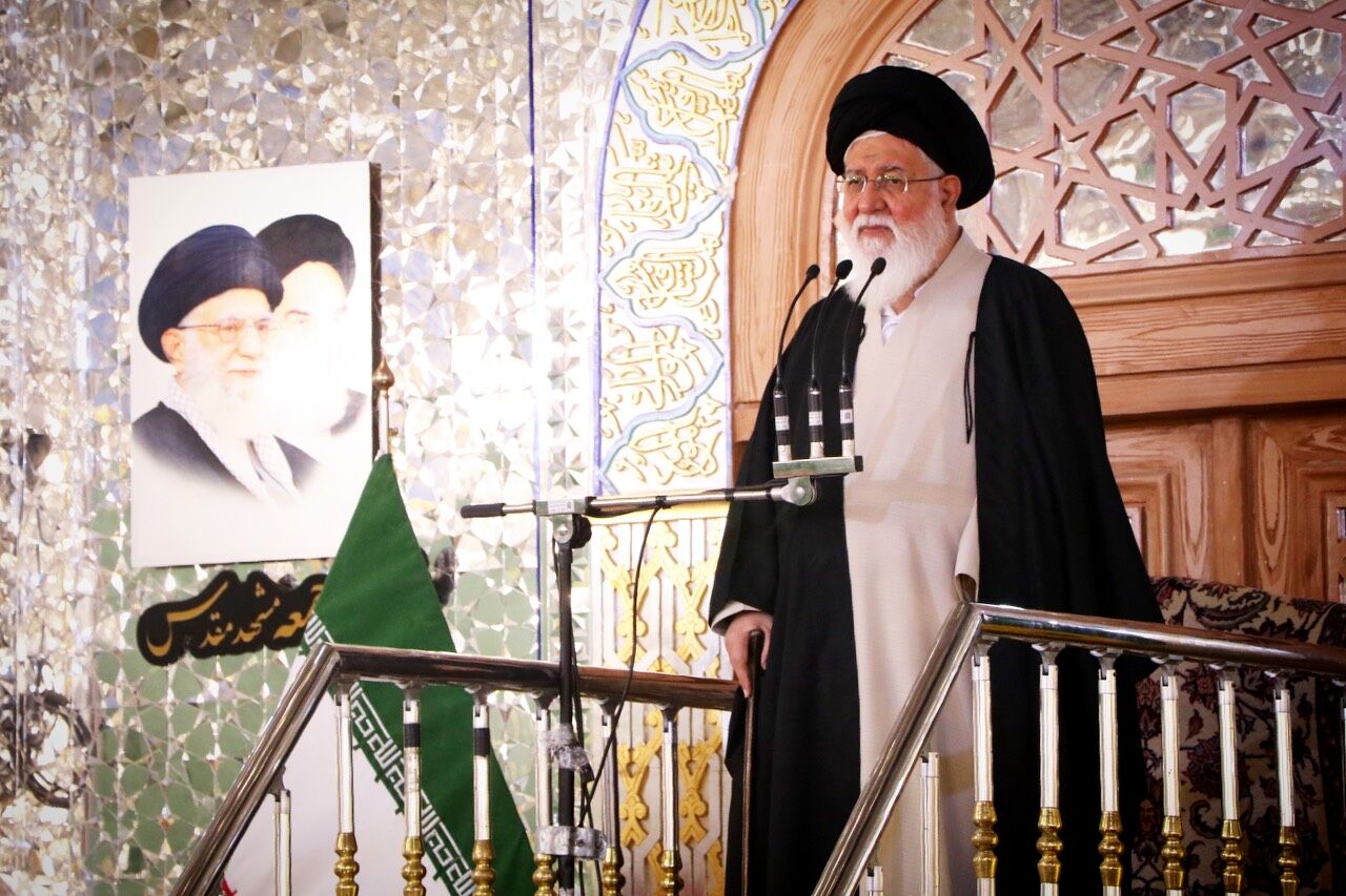 در مقابل رهنمودهای کلیدی رهبری، به شعارنویسی اکتفا کردیم!