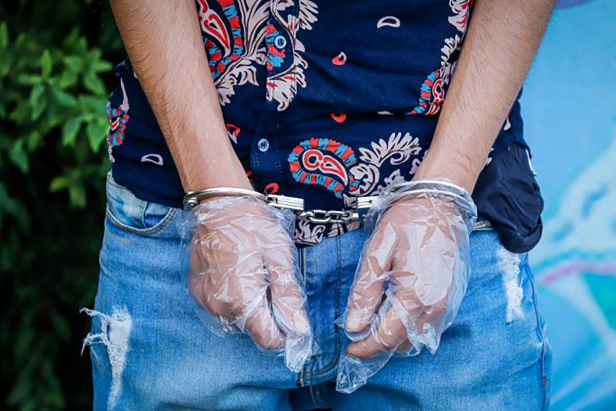 دستبرد به 34 خودرو پس از آزادی از زندان/ راز سرقتهای سریالی خودرو در مشهد فاش شد