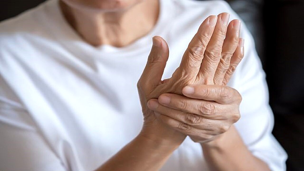 کاهش مرگ و میر مبتلایان به کرونا با یک داروی دم‌دستی