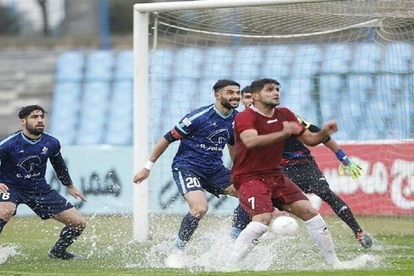 بازی نیمه تمام شهرخودرو امروز برگزار می‌شود