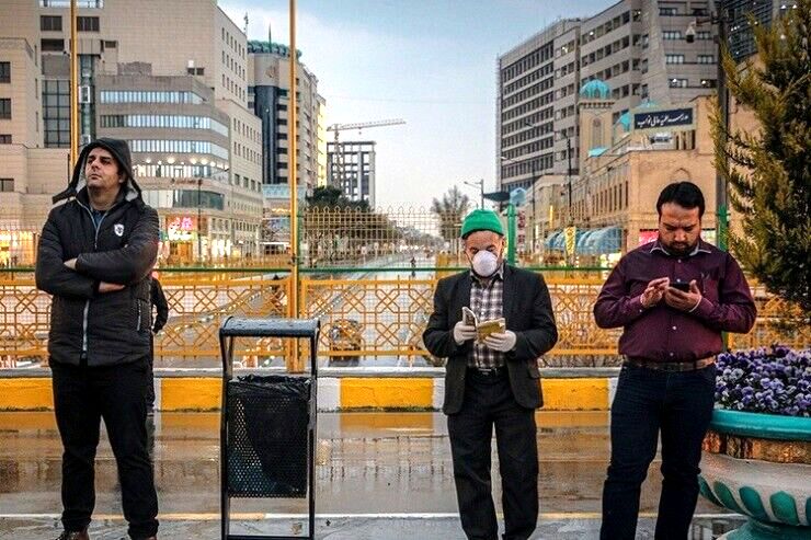 زیارت از دور/ پخش زنده جشن میلاد امام حسن عسکری (ع) در حرم رضوی از شبکه‌های سیما