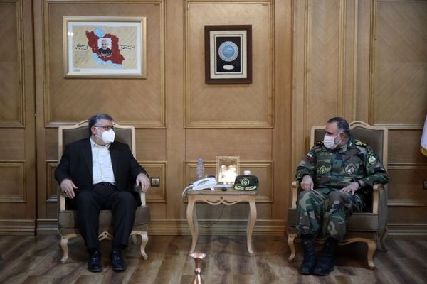 فرمانده نیروی زمینی ارتش: امنیت مردم خط قرمز است