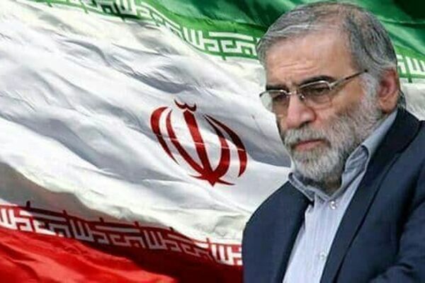 وداع با پیکر شهید فخری‌زاده در حرم مطهر حضرت امام رضا (ع)