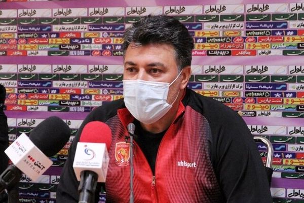 نوازی: بازیکنان‌مان را کامل در اختیار نداریم
