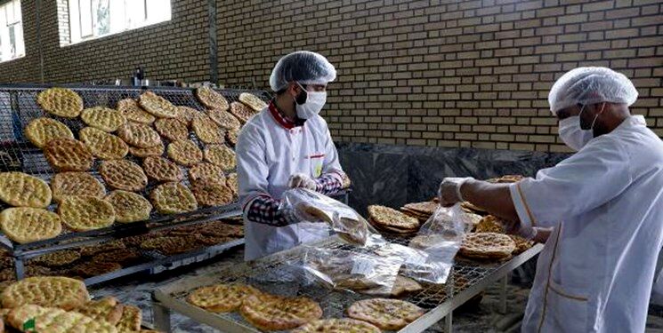 آغاز طرح توزیع نان متبرک رضوی بین خانوارهای بی‌بضاعت کشور