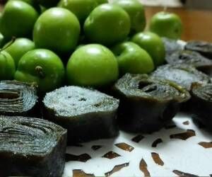 طرز تهیه “لواشک گوجه سبز” ترش و خوشمزه