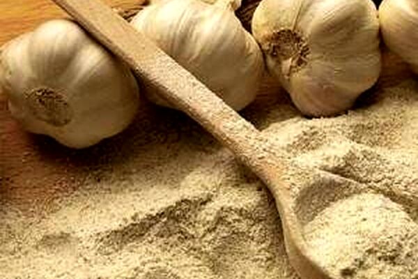 طرز تهیه “پودر سیر” خانگی به روش سنتی