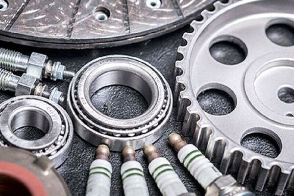 اختیارات بانک‌های خراسان رضوی برای رفع مشکل قطعه‌سازان کافی نیست