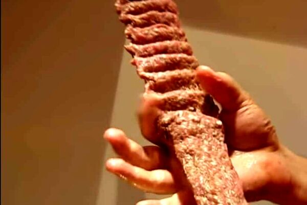 چیکار کنیم کباب کوبیده از سیخ نریزد؟