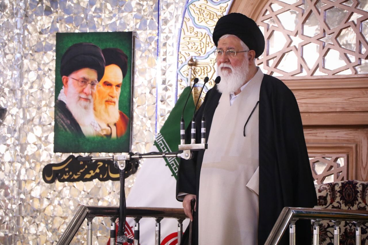 تا کی مردم باید کفاره آقاشدن پسر و برادر فلانی را بدهند؟!ا