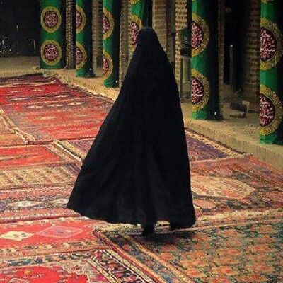 محقرترین مکان مساجد را به بانوان اختصاص ندهیم / چرا مسجد بانوان نداریم؟