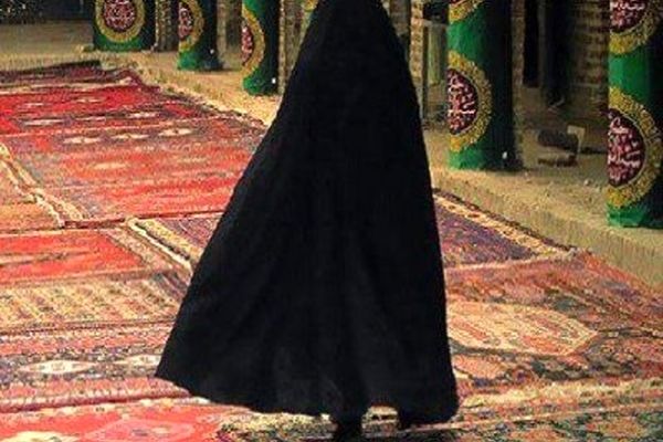 محقرترین مکان مساجد را به بانوان اختصاص ندهیم / چرا مسجد بانوان نداریم؟